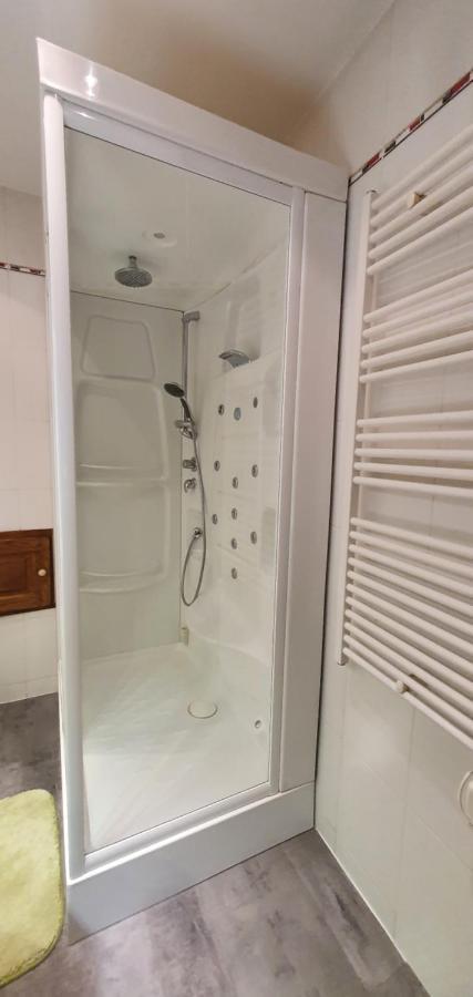 Au Chambellan Bed and Breakfast Ay-Champagne Εξωτερικό φωτογραφία